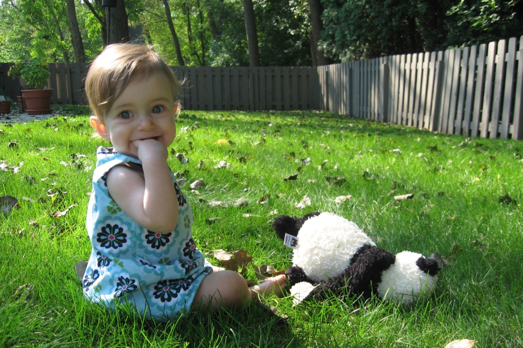 092308_11MonthsFingerBlog.jpg